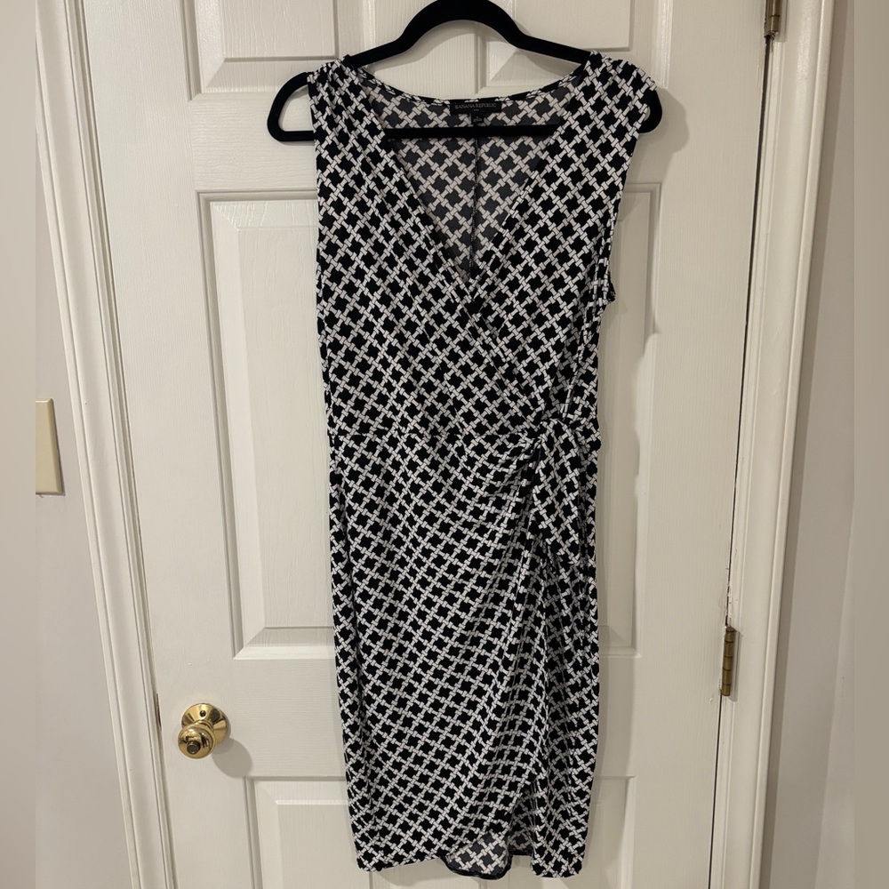 Banana Republic Black and White Geometric Faux Wrap Dress